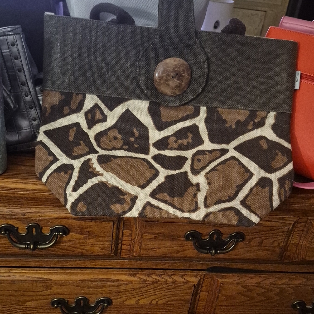 Not Rated Brown Giraffe-Print Canvas Tote with Button Accent Matching Wallet